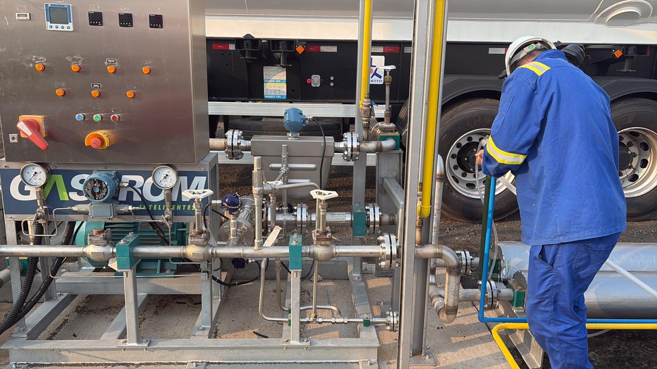 Skid Transferência Criogênico Gasprom modelo para manuseio seguro de GNL